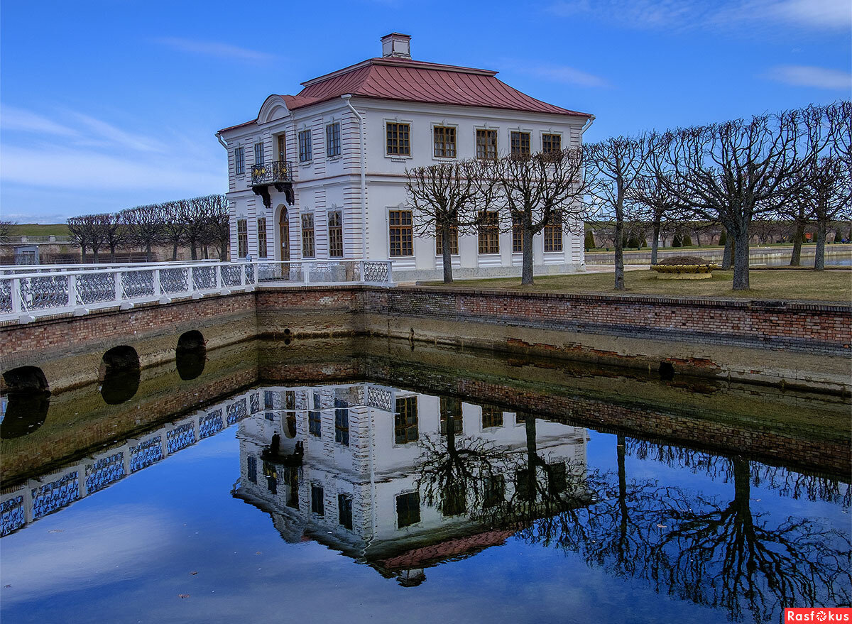 Дворец Марли В Петергофе