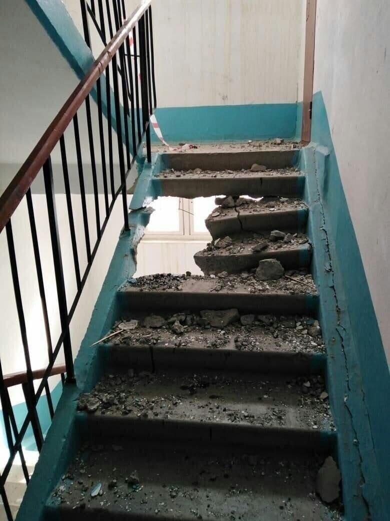 Сломанная Лестница