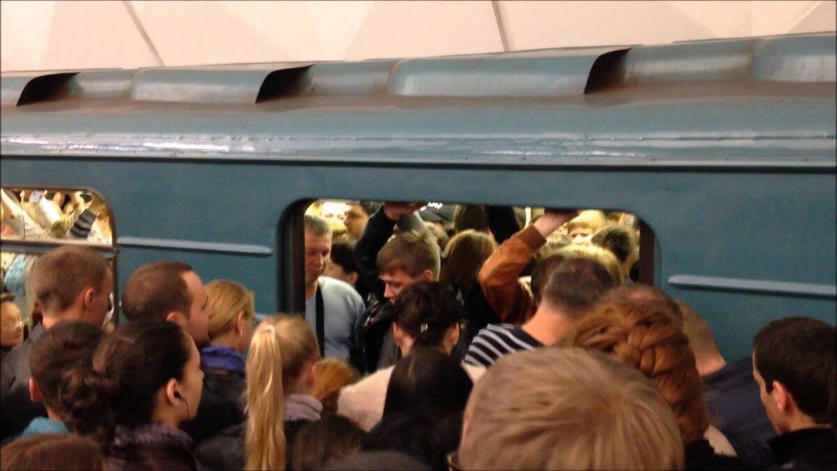 Видео метро киевская
