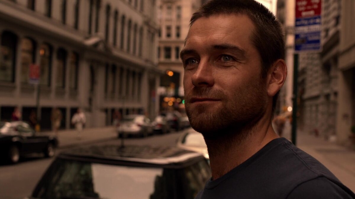 Antony Starr Bar