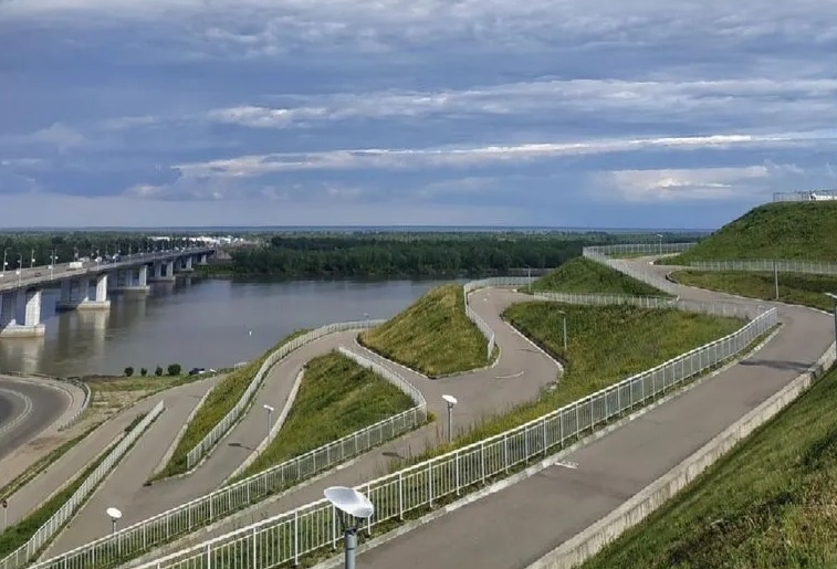 У Нагорного парка в Барнауле предлагают построить многоквартирную 4-этажку или гостиницу