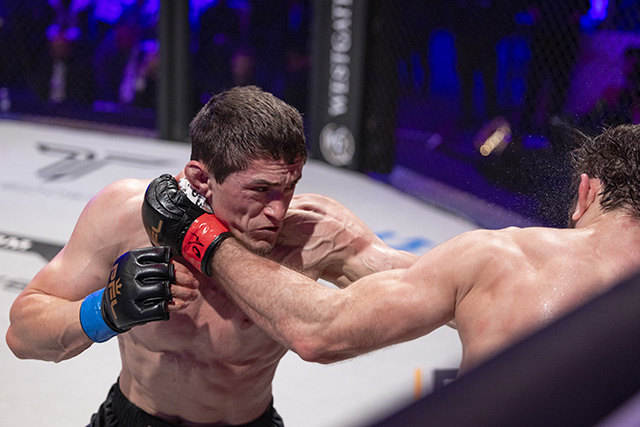 Шамиль Мусаев сразится за титул PFL