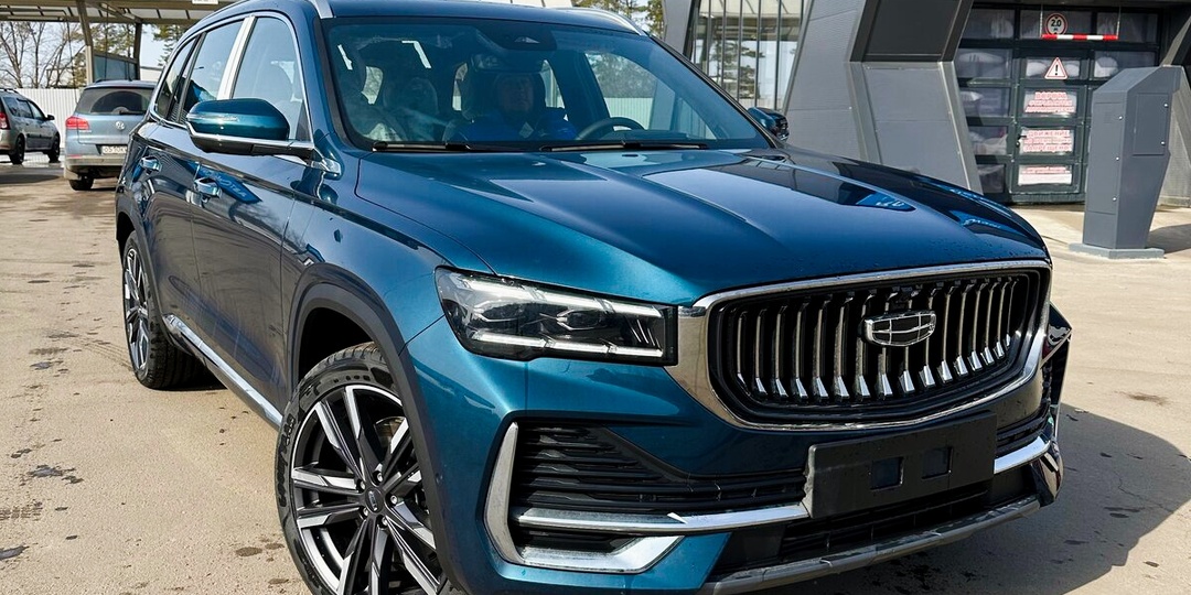 Новый «китаец» за 3,5 млн или пятилетний BMW X3: история выбора.
