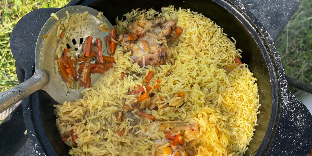 Купил чугунный казан с крышкой — теперь плов получается как в Самарканде