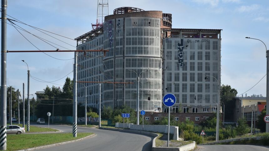 Омский «Недохилтон» у Телецентра вновь оштрафовали