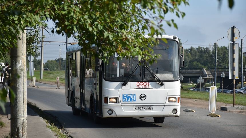 Омские дачники смогут узнать о прибытии автобусов по телефону
