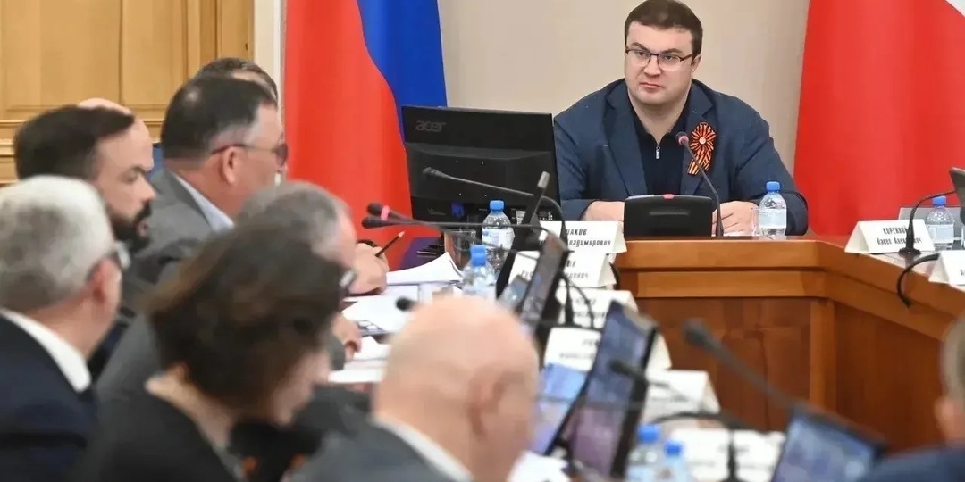 Виталий Хоценко поручил усилить работы по благоустройству и вывозу мусора после субботников