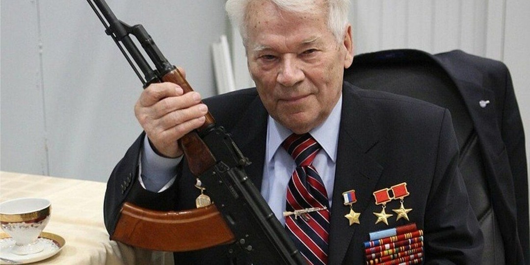 Почему СССР перешёл на калибр 5,45? История модернизации оружия Калашникова