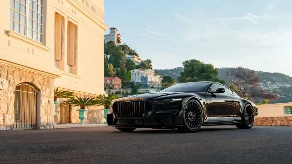 Мотор в 1000 сил и карбоновый кузов: тюнинг-ателье Brabus рассекретило суперкар Bodo