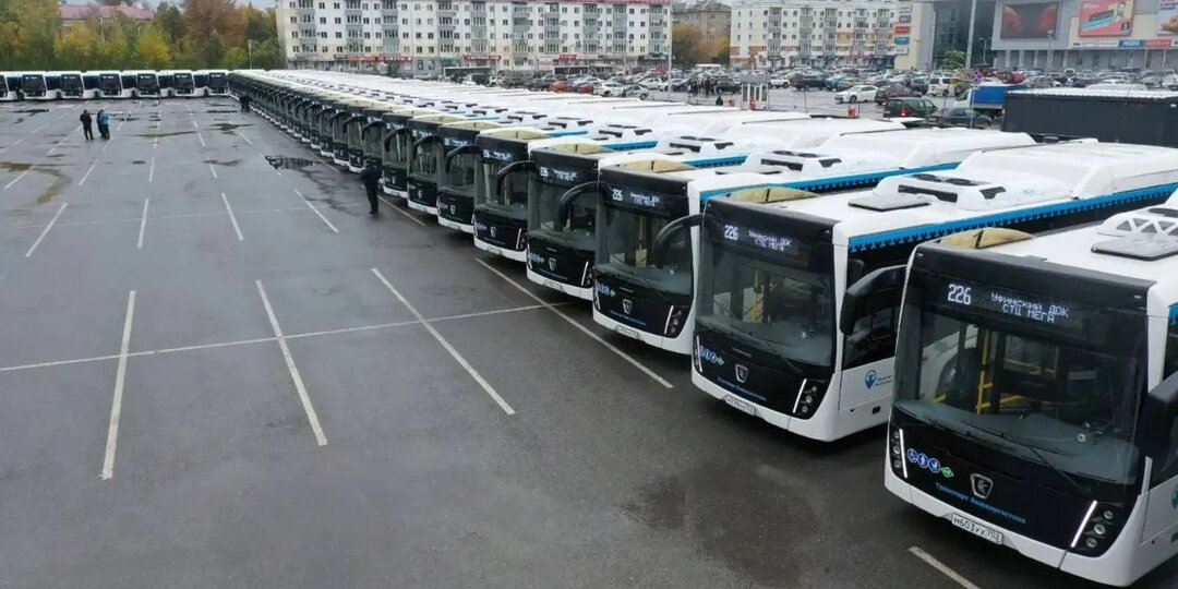 В Башкирии за три года закупят 421 единицу транспорта