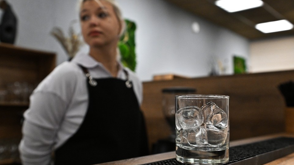 26 мая на Сахалине и Курилах введут запрет на продажу алкоголя