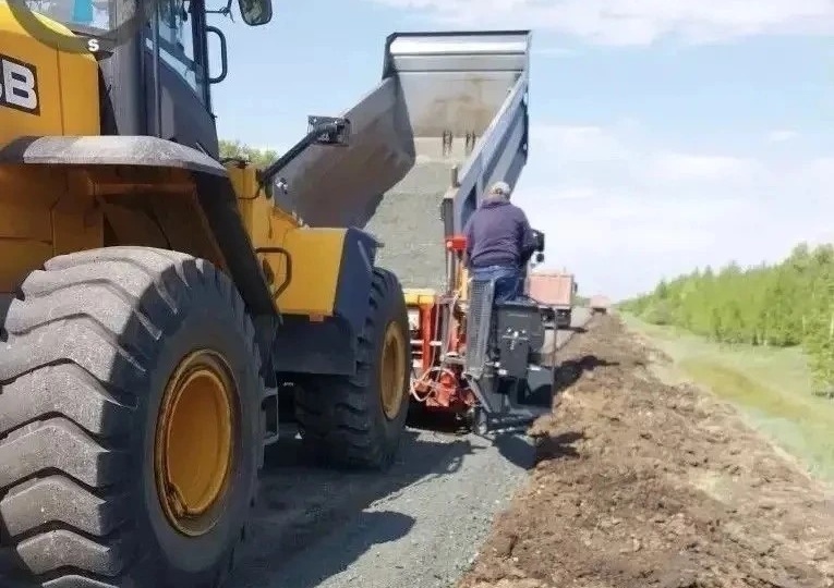 В Омской области начался ремонт трассы Омск — Русская Поляна