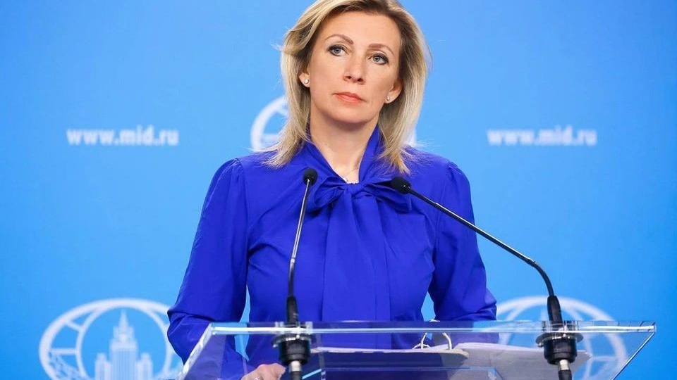 Захарова об истерике Пашиняна на агитации: «Визит Макрона и Зеленского налицо»
