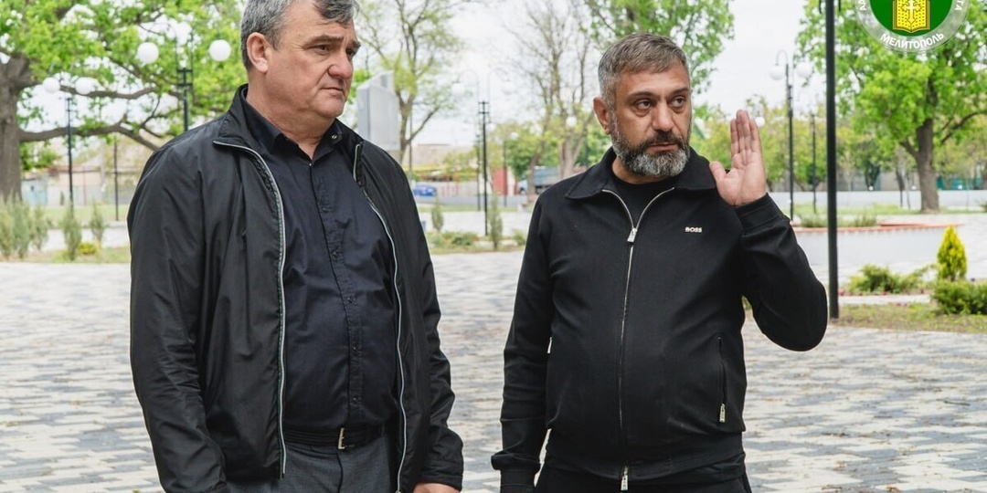 В Мелитополе продолжается благоустройство парка участников СВО
