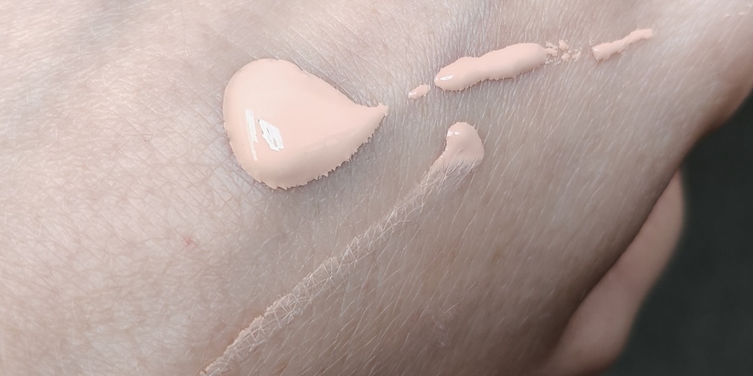 Vivienne sabo High coverage foundation Coverture 01