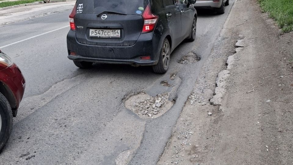 В ПОМОЩЬ АВТОБУСАМ, МАШИНАМ, СОСЕДЯМ И НАМ