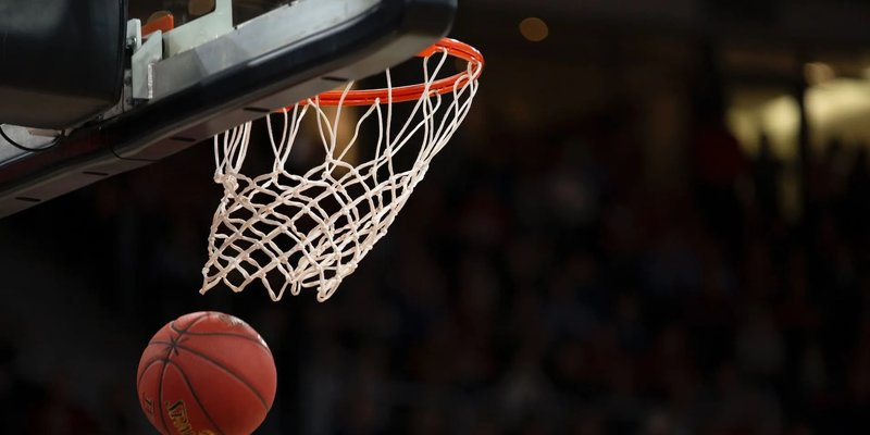 баскетбол игры сегодня. баскетбол баскетболисты. баскетбол игры сегодня. баскетбольный матч. баскетбол россия.