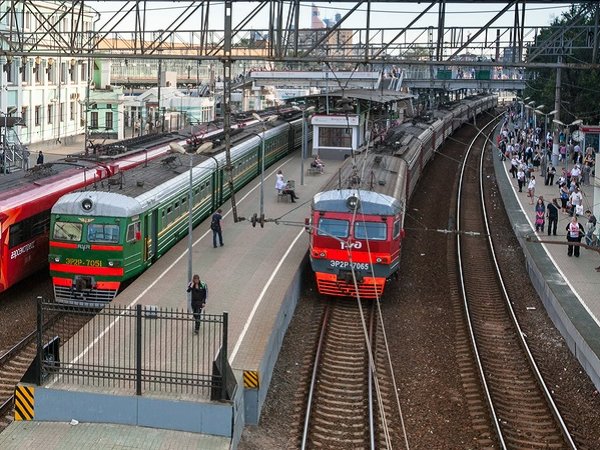 Станция волгоград 1 электричка. Станция аэропорт Гумрак. Волгоград ЖД вокзал Гумрак. Аэропорт Гумрак Волгоград станция. Волгоградский электрички.