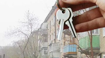 Жилье для детей сирот. Жилье для ребенка без родителей. Жилье для детей сирот. Нуждаются в жилье. Дети строят домик.