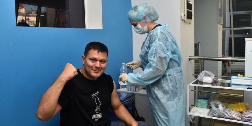 Горта роман николаевич владимир. Проект фонтана в вологде у цума. Старица город тверская область. Делан вологда. Поставка бутилированной воды 19 литров в паллетах.