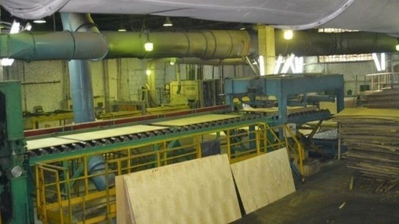 Сыктывкарский фанерный завод сыктывкар. Жешартский лпк фото. Фанерный комбинат жешарт. Жешарт завод фанеры. Фанерный завод демьяново.