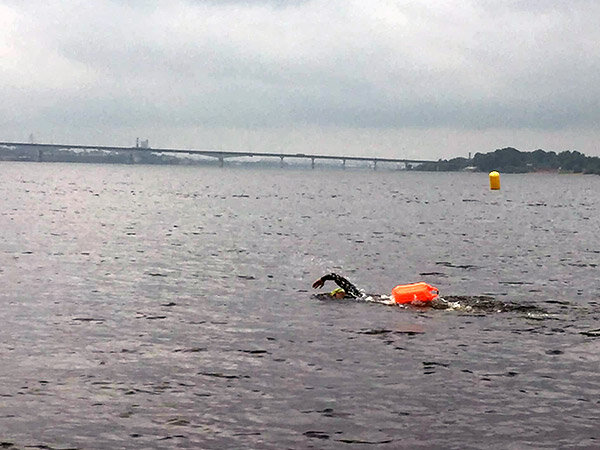Купание в реке. Заплыв через каму. Заплыв через каму. Тургояк заплыв 2023. Тургояк заплыв 2023.