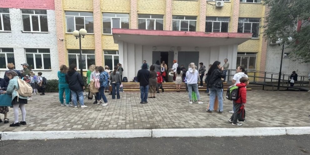 Отмена школы курган сегодня 2 смена. Астраханской гимназии Ульянов.