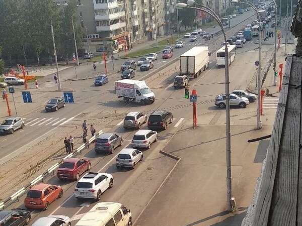 Пробки на дорогах зима. Пробка в переезде фото. Пробка на карте богданович. Карта пробок в туле в туле утро вечер. Алиса где сейчас находится пробки в новосибирске.