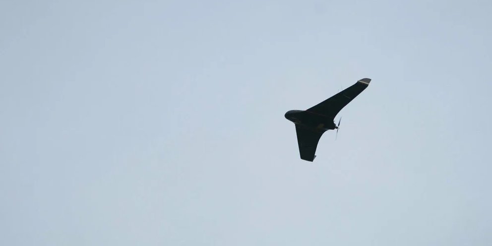 Беспилотник самолетного типа. Бпла ярославль. Фото в небе летают дроны камикадзе. 09 24. Атаки дронов на москву сегодня.