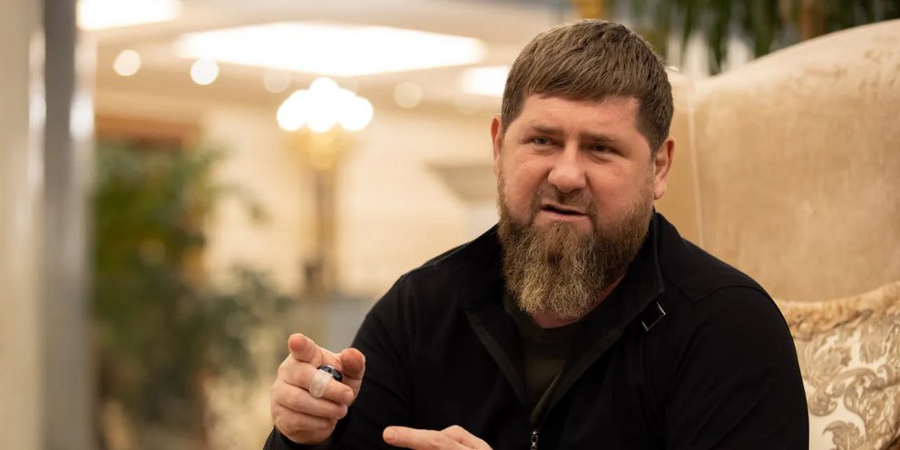 Текст для привлечения клиентов. Сделано намеренно. Сделано намеренно. Сделано намеренно. Правовой статус подростка.