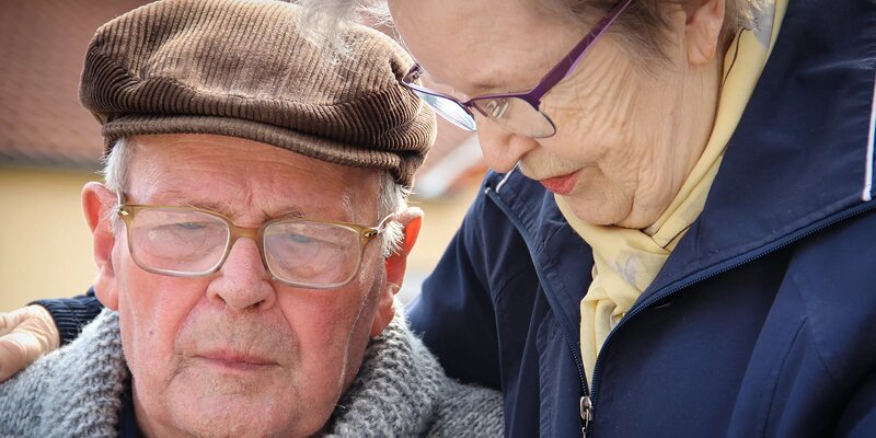 Пансионат для престарелых исток. Джалильский дом интернат для престарелых и инвалидов. Елабужский психоневрологический интернат. Пожилые в доме престарелых. Елабужский дом-интернат для интернат.