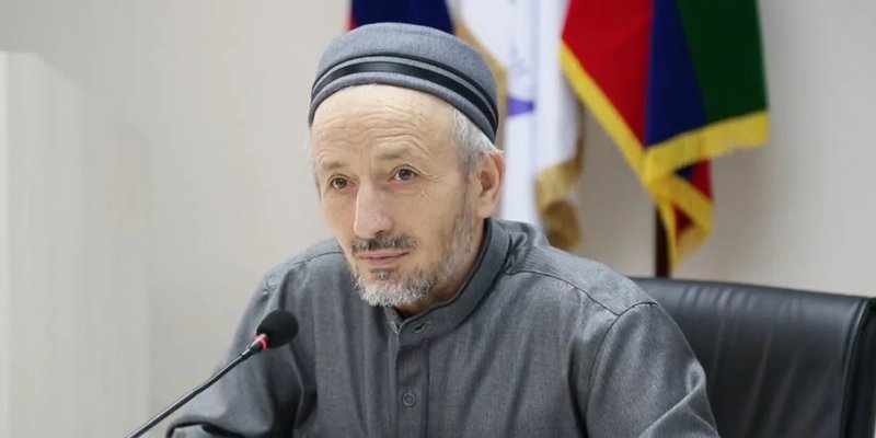 Жена муфтия дагестана. Ахмат хаджи афанди муфтий дагестана. Ахмад хаджи муфтий. Ахмад афанди абдулаев. День рождения муфтия дагестана.