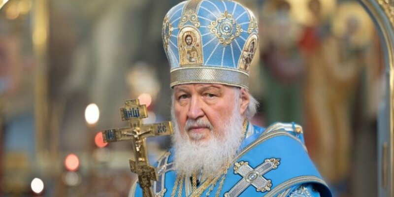 осуждающим патриарха