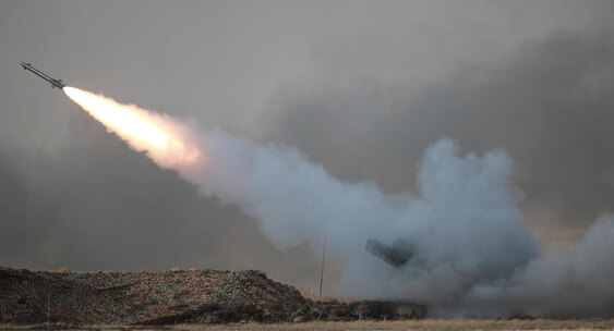 Киев снова атакует: над Россией сбили 75 боевых дронов