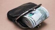 Банки Москвы изменили средние курсы покупки и&nbsp;продажи наличного доллара|