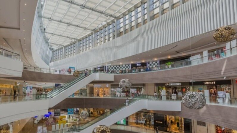 Новогодний график. Режим работы трц метрополис. Режим работы торгового центра в новогодние праздники. График работы трц. Расписание работы торговых центров.