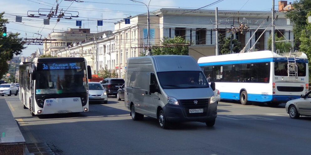 Ростов на дону ул менжинского. Левый берег дона на карте ростова. Трамвай ростов. Затор на трассе. Велопробег 2021 ростов на дону.