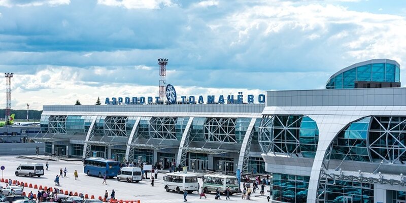 Станция толмачево ленинградская область. Станция аэропорт толмачево. Толмачёво ленинградская область. Станция аэропорт толмачево. Новосибирск толмачево жд вокзал.