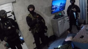 Напуганные выстрелами. Напуганные выстрелами
