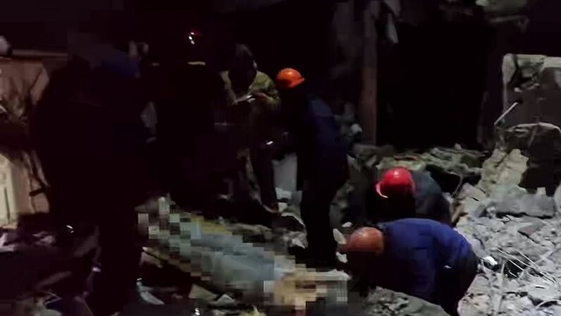 луганск фото. центральный рынок ворошиловград ссср. автомобиль после взрыва. город в ссср ворошиловград. бывший луганск.