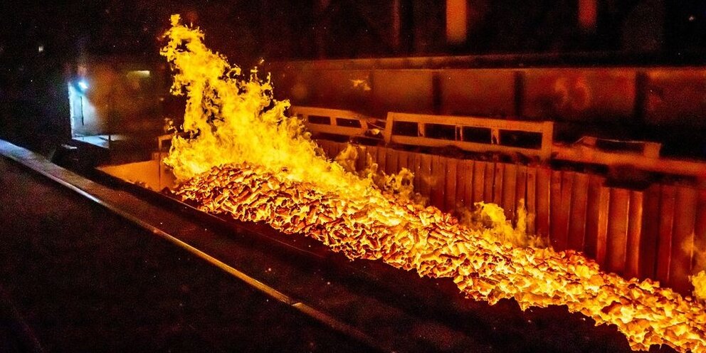 банк планирует на один год вложить 30 имеющихся у него. наибольший доход может принести вклад. "банк планирует вложить". банк планирует на один год вложить 30 имеющихся у него.