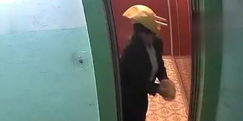 Пятеро бабушек. Бабушки подружки. Стильные бабушки. Бабушки в купальниках. Бабушки подружки.