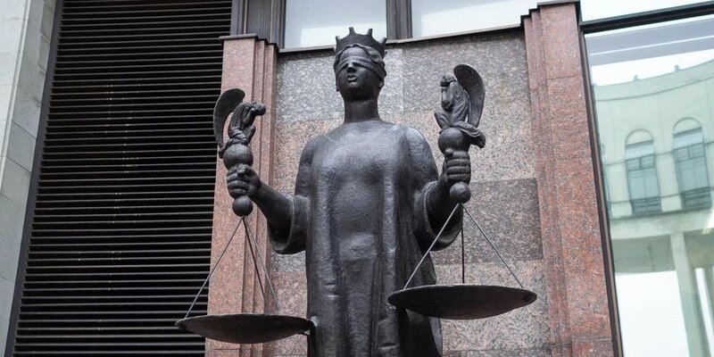 Объясните зачем студенту на экзамене крючок