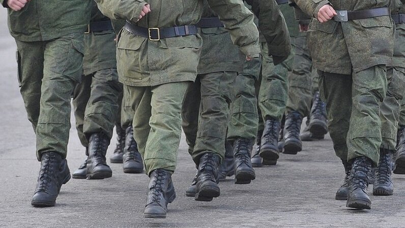 дисбат 2018. добровольцем без срочной службы. добровольцем без срочной службы. можно ли полицейскому пойти добровольцем. военнослужащий.