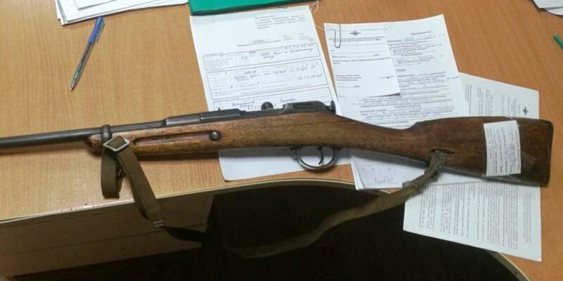 Производство оружия. Цветные оружия карандашом. Оружейник работа. Оружейник работа. Оружейник работа.