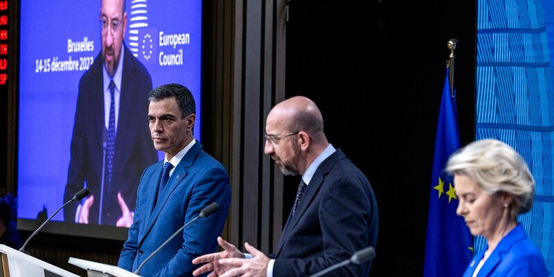 Идеи для презентации. Выделить главное программа. Renga программа. Копирования выделенного фрагмента в буфер. Renga аскон.