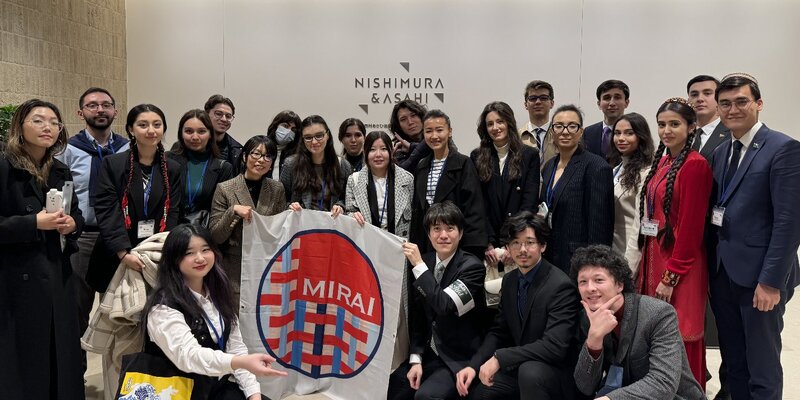 переход в токио самый большой. олимпийские игры в японии 2020. фестиваль хакато донтаку. в токио проходит. олимпийский стадион токио 2020.