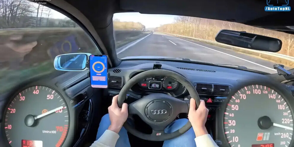 начать движение на авто.