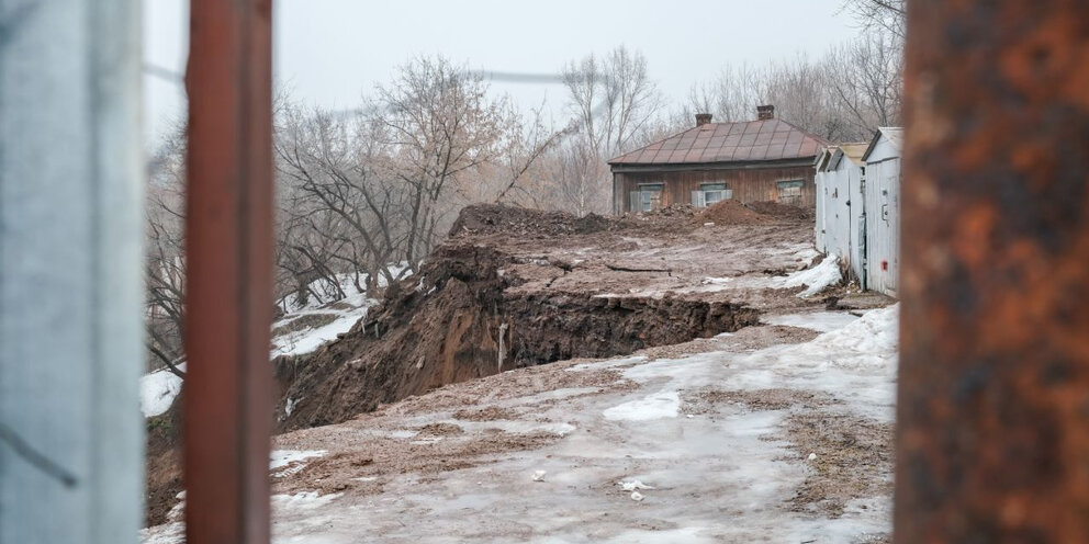 угрожают на улице