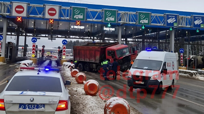 Смерть пожилого человека. А. Смерть поэта пушкина. Умирающий человек написана. Жизнь после смерти факты.